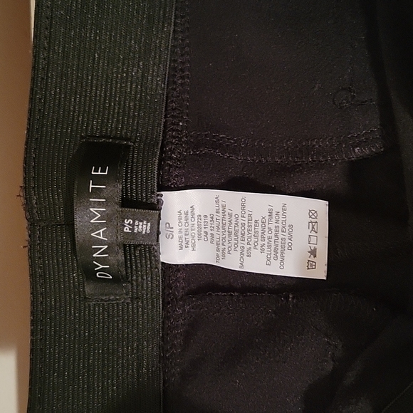 Dynamite black faux leather pants - Picture 2 of 4